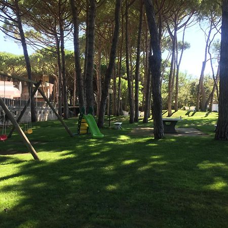 Hotel Beau Rivage Pineta Lido di Jesolo Kültér fotó