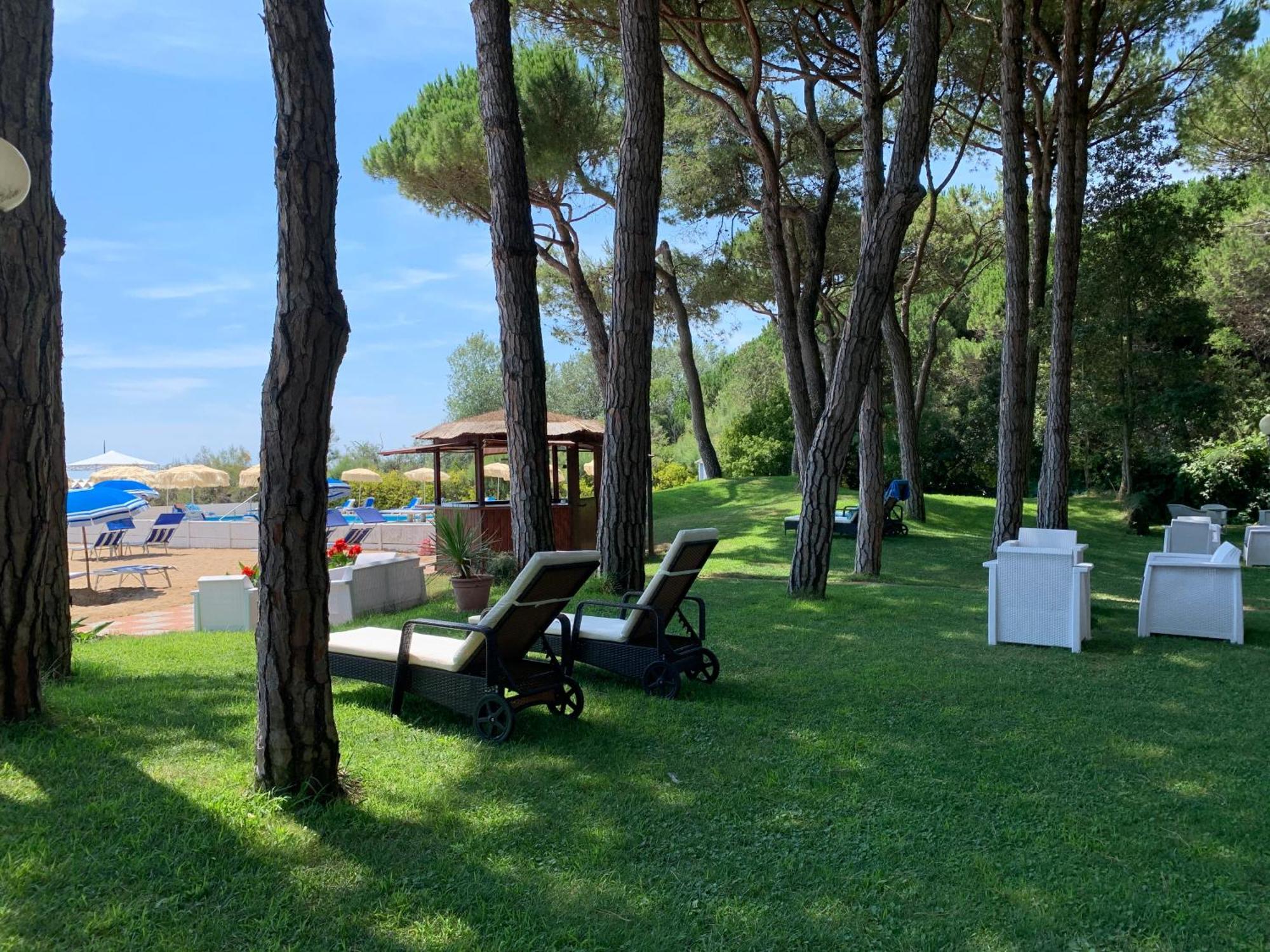 Hotel Beau Rivage Pineta Lido di Jesolo Kültér fotó