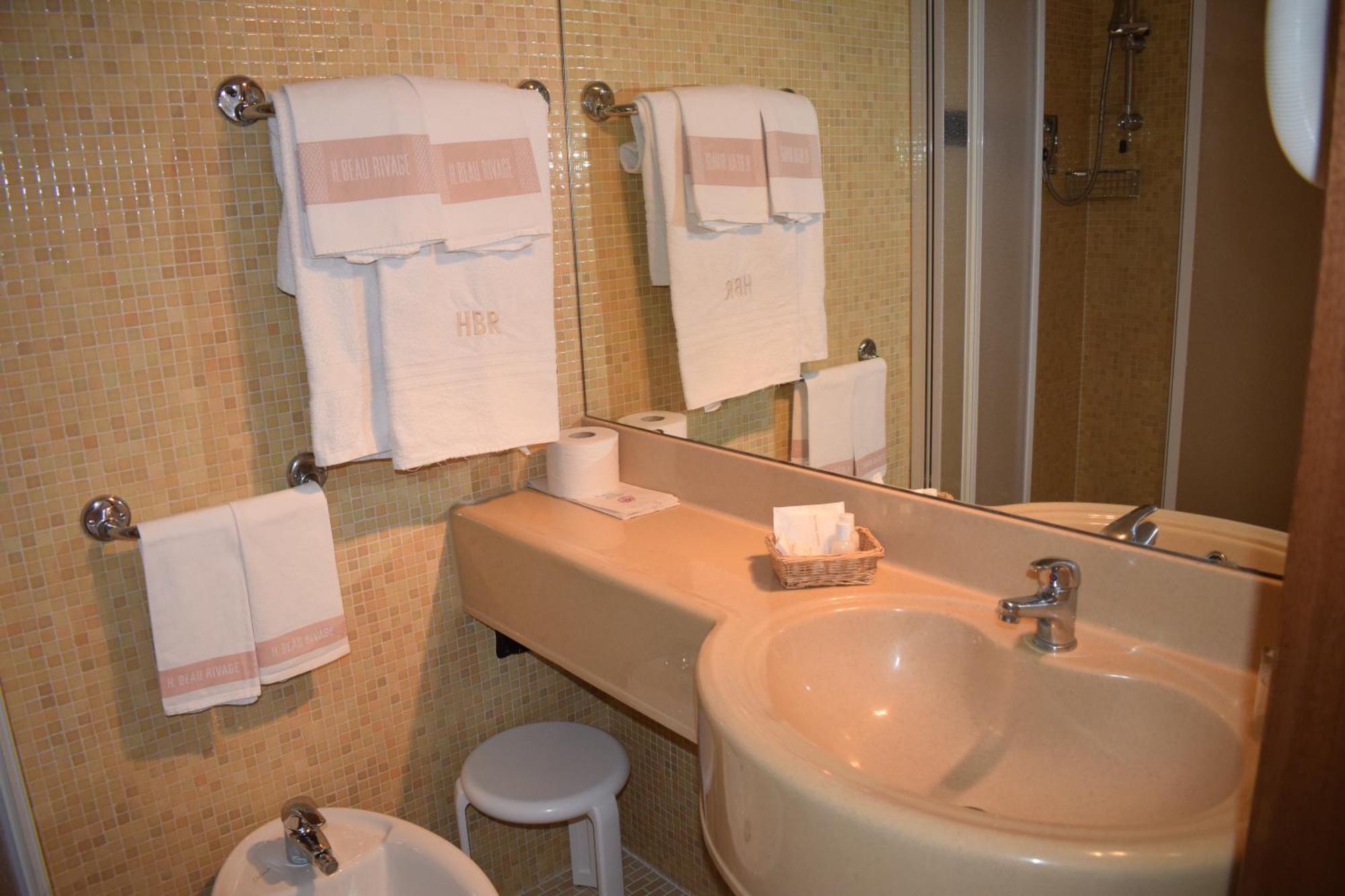 Hotel Beau Rivage Pineta Lido di Jesolo Szoba fotó