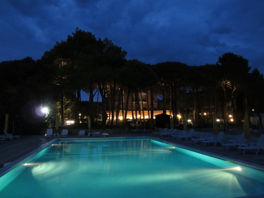 Hotel Beau Rivage Pineta Lido di Jesolo Kültér fotó