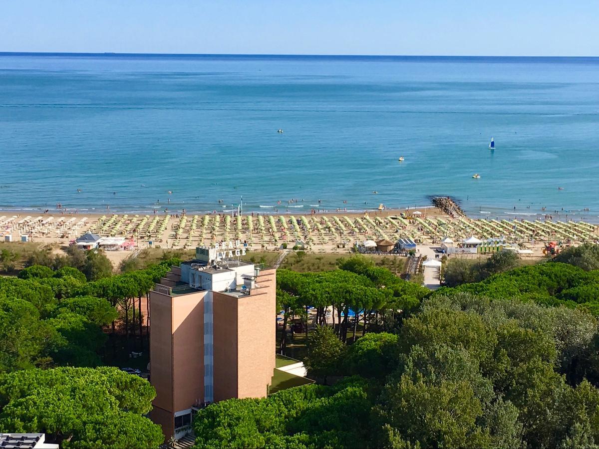 Hotel Beau Rivage Pineta Lido di Jesolo Kültér fotó